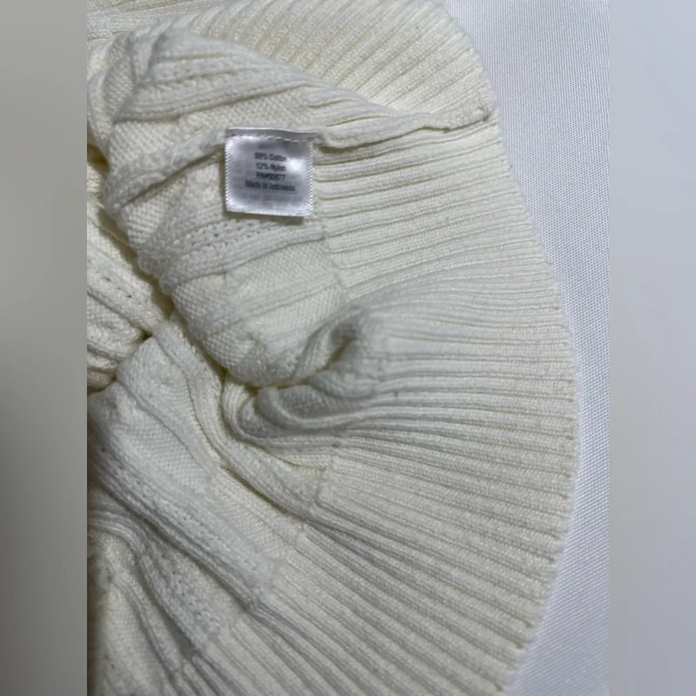 Pullover - Picture 4 of 4